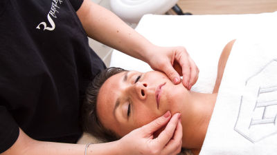 Curs Cosmetică Timișoara curs cosmetica timisoara