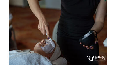 Acneea - Terapii și Aparate